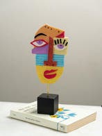sculptuur, Colorful Abstract Face Sculpture – Nordic Style