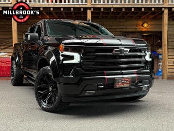 Dodge Ram En GM widebody pick-ups bij MILLBROOKS, Nieuw