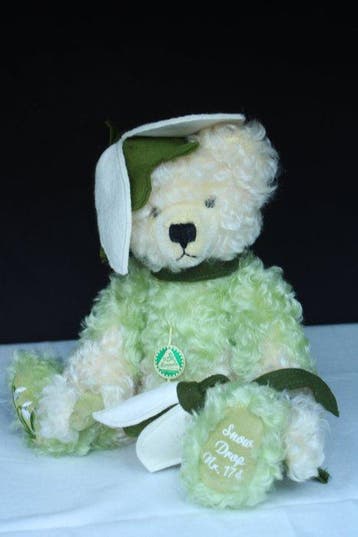 Hermann: Sneeuwklokjes Teddybeer, nummer 174 van 500 -