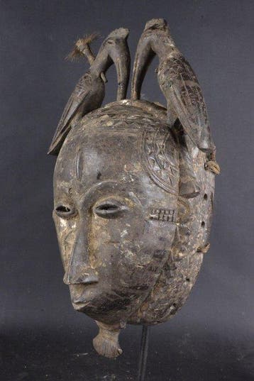Het ceremoniële masker van Djé - Yaure - Ivoorkust