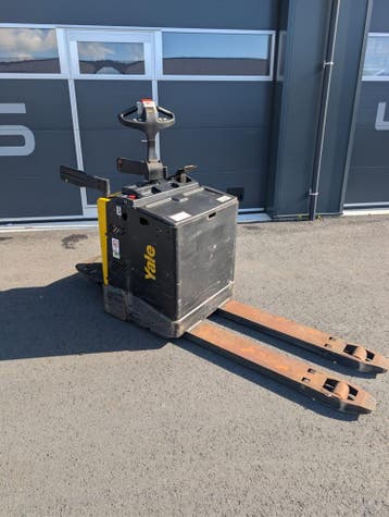 Keuze uit elektrische palletwagens en stapelaars Yale en BT, Ophalen, Gebruikt