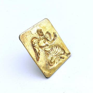 kleine Aziatische Goud en Zilver Koninklijke Engel Godheid