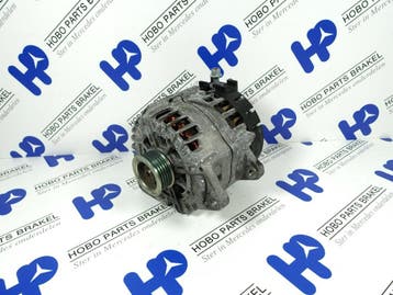 Dynamo A 000 906 8302 - 250A o.a: Vito w447, CLS-klasse c257, Ophalen of Verzenden, Gebruikt, Mercedes-Benz