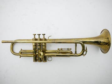 Trompet  F.Besson Brevete gelakt Post war model, Ophalen of Verzenden, Gebruikt, Bes-trompet, Met koffer