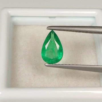 Zonder minimumprijs - 1 pcs Groen Smaragd - 0.91 ct -, Nieuw