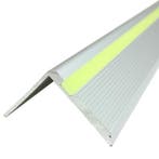 Aluminium trapneusprofiel glow - in - the - dark 1000 x 33 x, Verzenden