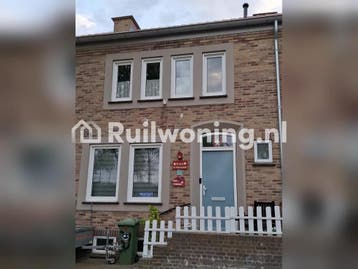Maastricht-Oost: Huis, 148 m², 3 kamers, €770 huur (Limbu, Huizen en Kamers, Woningruil, Limburg