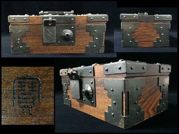 Japanese Small Wooden Treasure Chest Box (Senryobako Style)