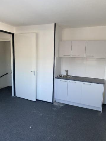 Woning te huur in Tilburg - 30 m² - 2 kamer(s) - 2 kamers, Huizen en Kamers, Huizen te huur, Overige soorten, Tilburg, Noord-Brabant