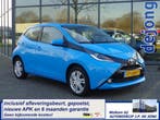 Toyota Aygo 1.0 Vvt-i X-Sport Camera LM velg Airco Mooi!, Voorwielaandrijving, Stof, Met garantie (alle), Blauw