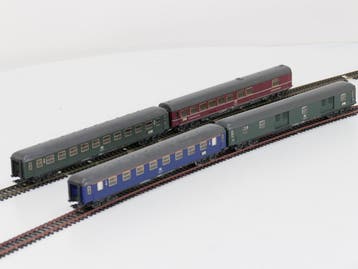 Schaal H0 Trix Express 33018 set sneltreinrijtuigen van d..., Wisselstroom, Gebruikt, Overige typen, Ophalen of Verzenden