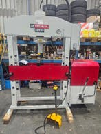 EBR METAL HYDRAULISCHE WERKPLAATS-PERS HPR 60, Ophalen