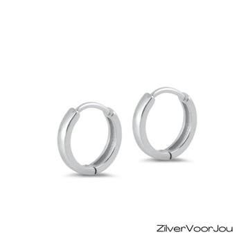 Zilveren huggie hoops 2 mm breed rhodium, Verzenden, Nieuw, Zilver