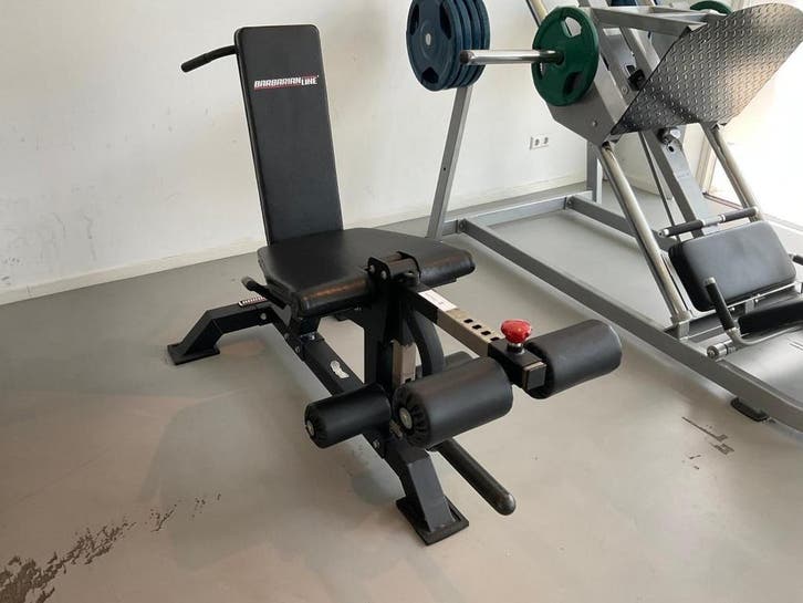 Online veiling: BARBARIAN LINE, fitnessbank met beenrollen, Sport en Fitness, Fitnessmaterialen, Gebruikt