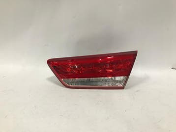 KIA Optima 2016-2018 rechter binnenlamp LED sedan 92404-D4, Verzenden, Gebruikt