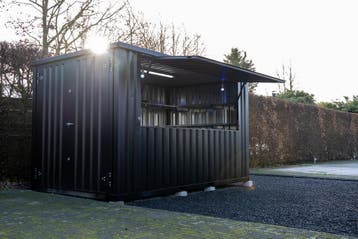 KOOP NU | Zwarte bar | barcontainer | Foodtruck | buitenbar