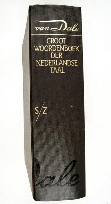Groot woordenboek der Nederlandse taal 9789066484047, Zo goed als nieuw