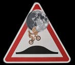 Jinks Kunst - Elliott & E.T. - 15 Layers - (french traffic