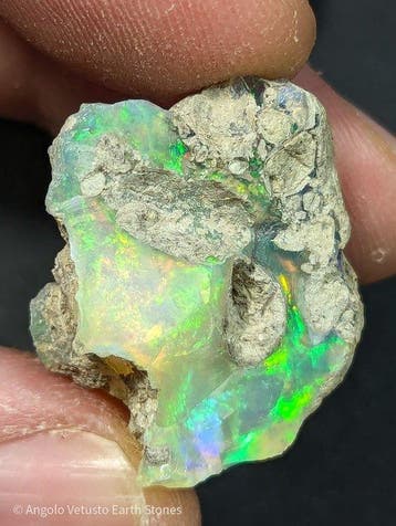 35,40 ct - Grote natuurlijke ruwe Welo edel opaal, intens