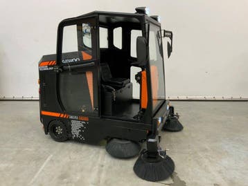 Veiling: Veegmachine Daewoo DAS100 Elektrisch 1200W 2025 Nie, Zakelijke goederen, Machines en Bouw | Onderhoud en Reiniging, Ophalen