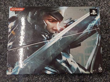 Metal Gear Rising Revengeance premium package (ps3, Spelcomputers en Games, Ophalen of Verzenden, Zo goed als nieuw