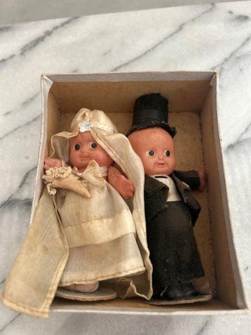 Celluloid bride and groom - Pop