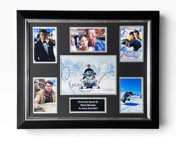 James Bond 007: Die Another Day - Pierce Brosnan Singed, Nieuw