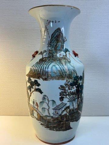 Vaas - Porselein - China - Mooie vaas in fencai uit China, Antiek en Kunst