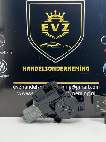 Raammotor rechts achter VW Polo 6R bj.2012 Artnr.6R0959812G, Gebruikt, Volkswagen