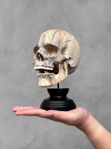 Snijwerk, NO RESERVE PRICE - Stunning hand-carved wooden