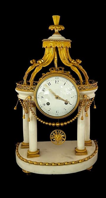 Louis seize pendule., Antiek en Kunst