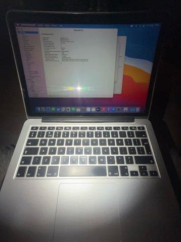 Apple MacBook Pro (MacBookPro11,1) - Laptop (1) - Zonder, Nieuw
