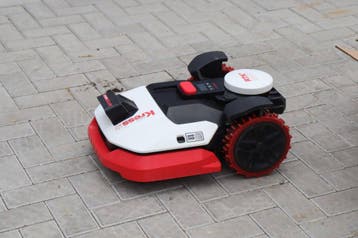 Veiling: Robotmaaier Kress KR274E Elektrisch 20V In Doos Dem, Ophalen, Zo goed als nieuw
