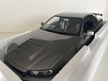 Otto Mobile 1:12 - Modelauto - Nissan Skyline GTR 2005 -, Nieuw
