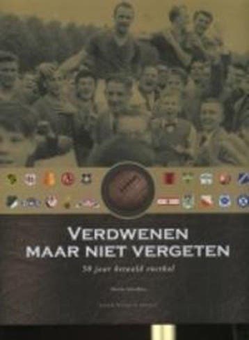 Verdwenen maar niet vergeten - M. Schwillens 9789077072509, Verzenden, Zo goed als nieuw, M. Schwillens