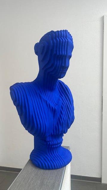 D - Uli -  Skulptur Blue