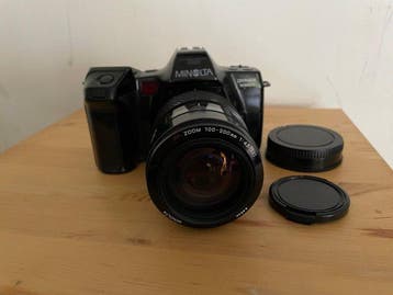 Minolta Dynax 7000i + AF 4,5/100-200mm (Read!) Single lens, Audio, Tv en Foto, Nieuw