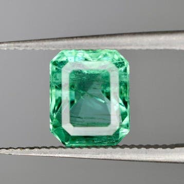 Zonder minimumprijs Groen Smaragd - 1,76 ct - International, Sieraden, Tassen en Uiterlijk, Nieuw