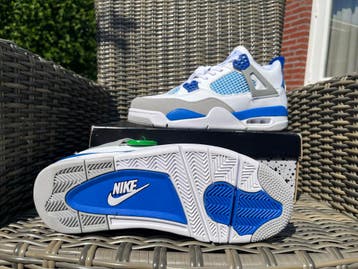 Nike Air Jordan 4 Military Blue - Maat 43 - Volledig Nieuw!, Kleding | Heren, Verzenden, Wit, Nieuw, Sneakers of Gympen