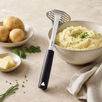 Triangle Aardappelstamper met Ophangsysteem – RVS Zwart, Ophalen of Verzenden, Nieuw