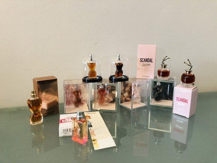 Jean Paul Gaultier, miniatures collection IN, Antiek en Kunst, Antiek | Glas en Kristal