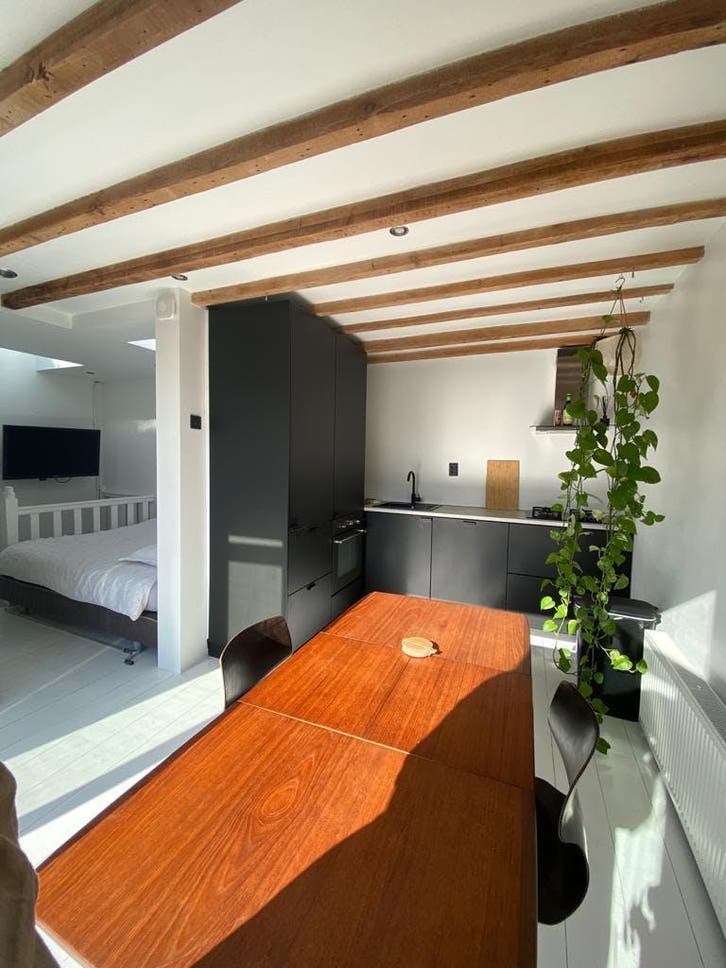 Studio te huur in Rotterdam - 30 m² - 1 kamer(s), Huizen en Kamers, Kamers te huur, Rotterdam