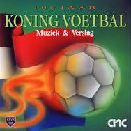 cd box - Various - 100 Jaar Koning Voetbal Muziek &amp; V..., Cd's en Dvd's, Cd's | Pop, Zo goed als nieuw, Verzenden