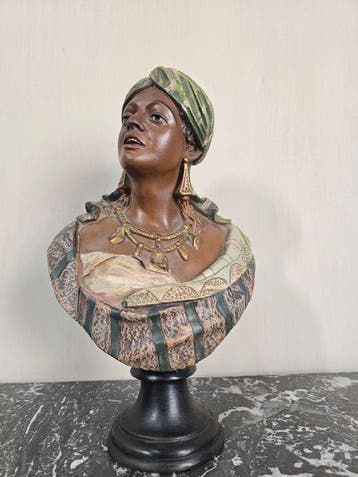 Buste, Buste van een Oriëntaalse dame, omgeving van, Antiek en Kunst