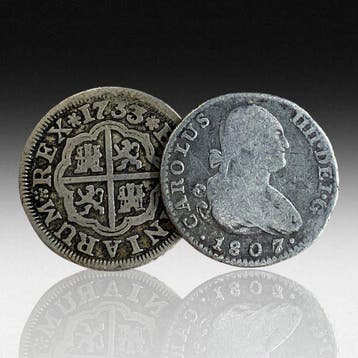 Spanje. Silver 2x 1 Real Coins (Charles IV / Philipp V)