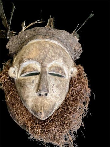 Raffia-masker uit Angola - Angola (Zonder minimumprijs)