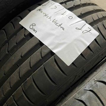 2 x Maxxis 195-40-17 Zomerbanden 8mm, Gebruikt, 17 inch, Ophalen of Verzenden, Band(en)