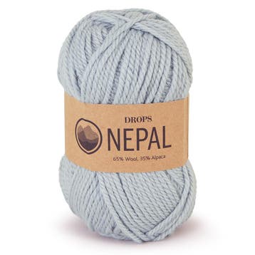 DROPS Nepal Uni Colour - 7120 lichtgrijs/groen - Wol Garen, Ophalen of Verzenden, Nieuw