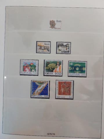 Portugal 1975-1984 verzameling in Lindner album, Postzegels en Munten, Postzegels | Volle albums en Verzamelingen, Ophalen of Verzenden
