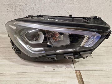 Mercedes-Benz CLA C118 X118 A1189062600 Voorzijde linker kop, Verzenden, Gebruikt